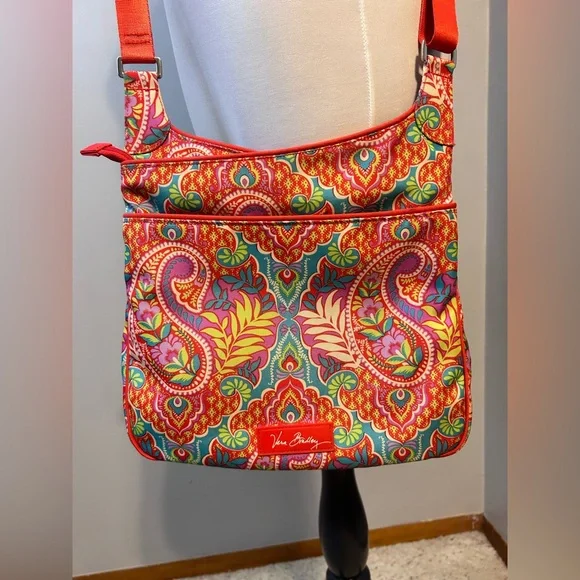 Vera Bradley crossbody bag paisley red and teal - Picture 1 of 6